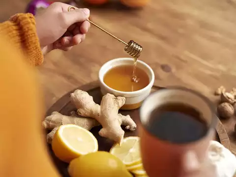 12ترکیب معجزه آسا برای کاهش وزن با عسل